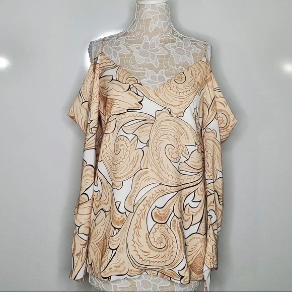 5/$25 C/Meo Collective Autonomy Top - Picture 2 of 10